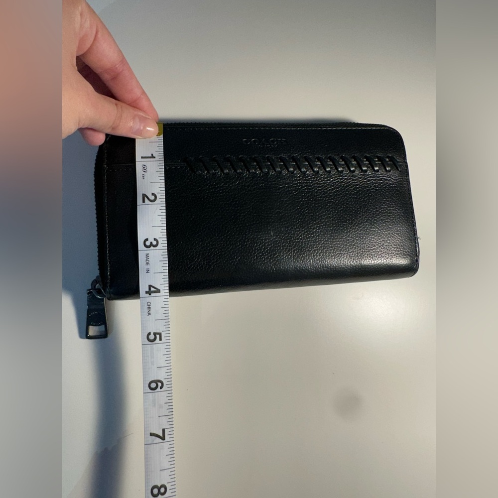 Coach Vintage Black Leather Zip Wallet - Picture 15 of 15